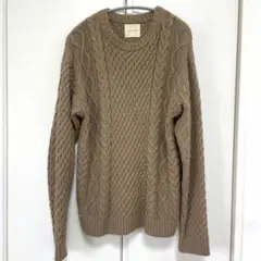 FREAK'S STORE ケーブル編みニットセーター ベージュ Mサイズのサムネイル