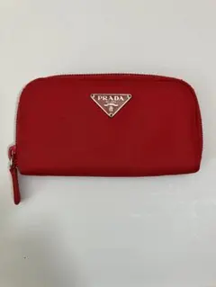 프라다 나일론 키 케이스 레드