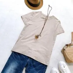 レディース　Tシャツ　無地　　丸首　ベージュ　イーハイフンワールドギャラリー