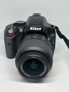 Nikon D5100 AF-S DX 18-55mm VRのサムネイル