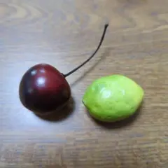 チェリー　レモン　フィギュア