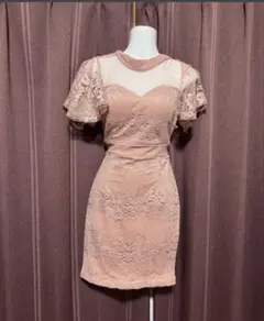 ピンクレースドレス フリル袖 リボン付き