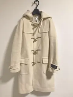 ビューティ＆ユース　ホワイトダッフルコート