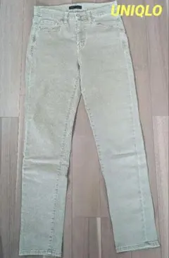 UNIQLO ハイライズシガレットジーンズ