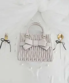MAJESTIC LEGON リボン ショルダーバッグ グレージュ - メルカリ