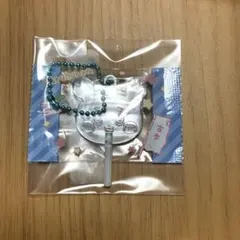 ちいかわ　古本屋　キャンディーチャーム　カニちゃん