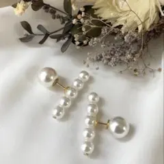 普段使いや入学式＆卒業式にも！5連パールピアス＆パールキャッチ付き