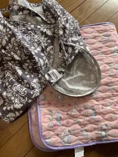 授乳ケープ　オムツ替えマット　おむつ替えシート　授乳　オムツ　ベビー用品　セット