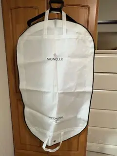 エルメス専用ホワイト ガーメントバッグ ハンガー付き エルメス ガーメントバッグ 110センチ エルメスロゴ入りハンガー付き