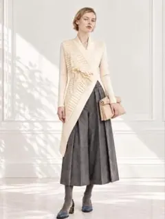 【新品・定価18.9万】RUE DU MAIL アシンメトリー変形カーディガン