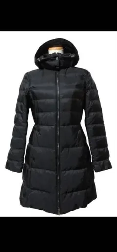 PRADA プラダ フード付きAライン ダウンコート ブラック レディース　中古