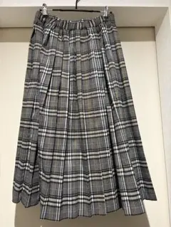 シャンブルドゥシャーム　プリーツスカートのサムネイル
