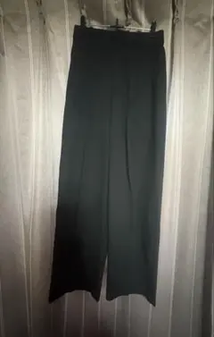 UNIQLO タックワイドパンツ　S 黒　ブラック