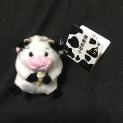 小岩井農場 限定 ソフト牛 アイスクリーム付きぬいぐるみ マスコットキーホルダー 売店 からのお知らせです♪ 「＃ミルキー羊 1,100円 」と「#ソフト牛