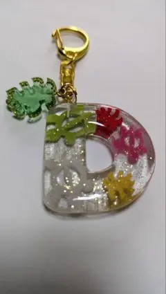 カラフル レジン アルファベットD チャーム