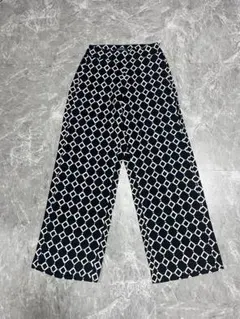 Item thumbnail for item 7670e77f-2ea9-4b44-9559-d7dc17ace28d