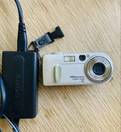 SONY Cyber-shot DSC-P2 デジタルカメラ 本体　ジャンク品のサムネイル