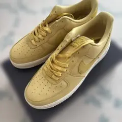 Nike Air Force 1 プレミアム　イエロー　ウィート