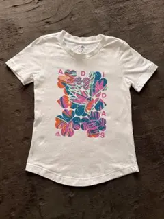 adidas ⭐︎Tシャツ 150cm
