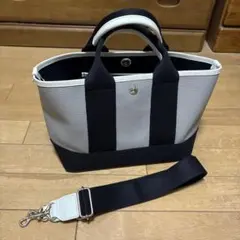 Item thumbnail for item aad6b0a6-82b8-40bb-ad06-81af162a37a5