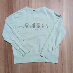 ユニクロ　トレーナー　スヌーピー　140