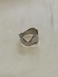 シルバー ウェーブデザイン リング