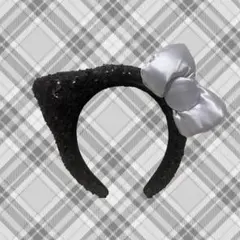 ユニバ キティちゃん 黒 カチューシャ