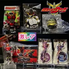 仮面ライダークウガ　アクスタ　トイフル　ステンドメタルキーホルダー　他　クウガのサムネイル