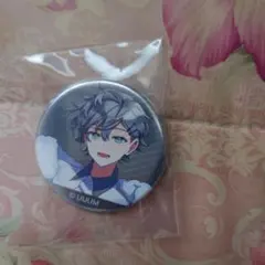 カラフルピーチ　缶バッジ　ヒロ