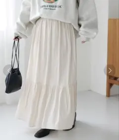 DISCOAT スカート　マットサテンギャザー切替スカート