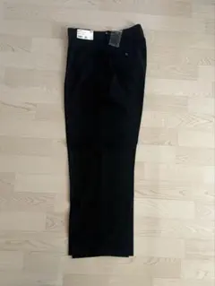 ユニクロ　タックワイドパンツ　丈長め