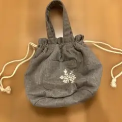 美品　可愛い　巾着バッグ