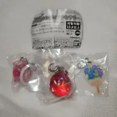 彩り変わった　涼を感じるめじるしアクセサリー　蚊取り豚　ヨーヨー　うちわ