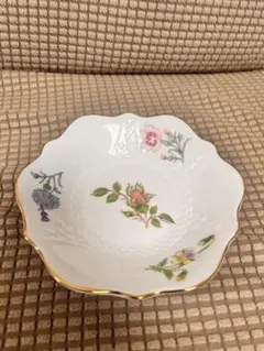 Item thumbnail for item 4bd2309e-a2a0-4671-8952-f72ce6a62184