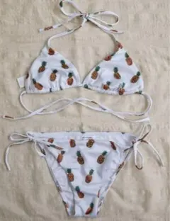 カルツェドニア　トライアングルビキニ　新品未使用