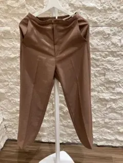 UNIQLO Uリラックスストレートパンツ　ブラウンM