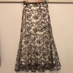 GRL 刺繍 フラワーレース フレア ロングスカート