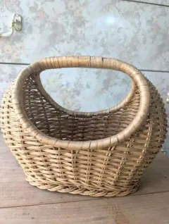 藤編み コロンと可愛い形のカゴ バスケット ラタン