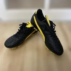 【超希少】PUMA パラメヒコ サッカーシューズ 26.0 ブラック/イエロー 2026年最新】パラメヒコの人気アイテム - メルカリ