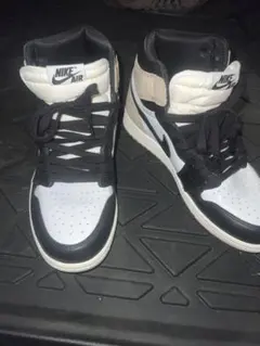 Nike Air Jordan 1 ハイカット スニーカー