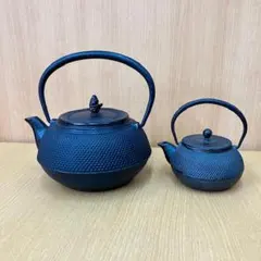 日本南部大鉄瓶 ・盛栄堂など３点セット（画像上、下、右側） 日本南部大鉄瓶 ・盛栄堂など3点セット（画像上、下、右側