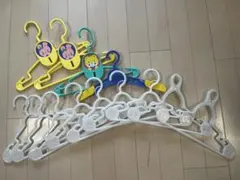 子どもベビー　ハンガークリップ付き　13個セット