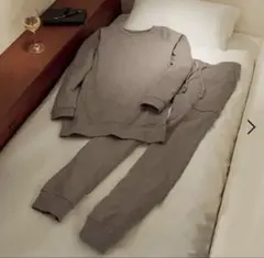 2026年最新】jalファーストクラス パジャマの人気アイテム - メルカリ