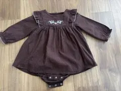 花柄刺繍入りフリルロンパース