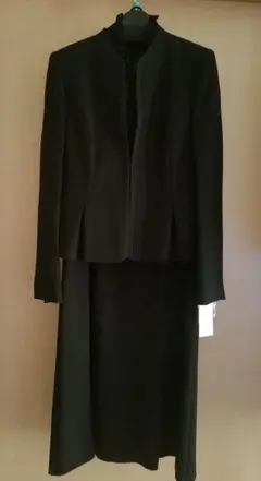 未使用 東京ソワール　ブラックフォーマル 9号　喪服　4点セット