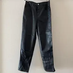 ZARA フェイクレザーパンツ　ブラック　M