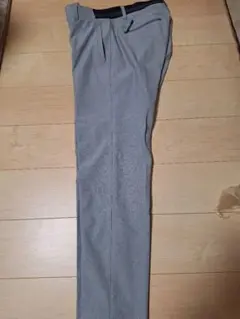 アンダーアーマーストレッチグレー XL スラックス ポリエステル