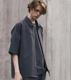 【美品】ATTACHMENT×WYM MINIMAL ZIP BOX SHIRTのサムネイル