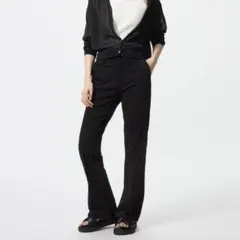 ま*る様 UNIQLO スリムフレアトラウザージーンズ