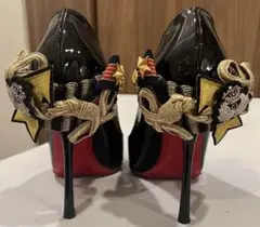 クリスチャンルブタン⭐︎エナメルパンプス 37